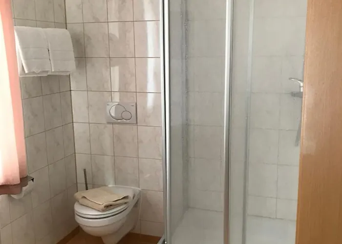 Guntia Boardinghouse Virtueller Check In Und Zugang מלון גונצבורג