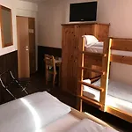 호텔 Guntia Boardinghouse Virtueller Check In Und Zugang 군즈부르크