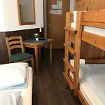 Ξενοδοχείο Guntia Boardinghouse Virtueller Check In Und Zugang Γκούνζμπουργκ