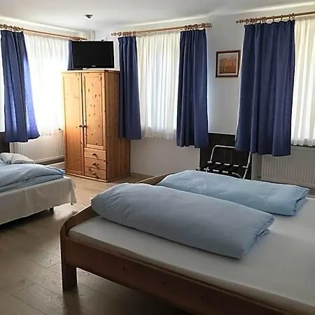 Guntia Hotel