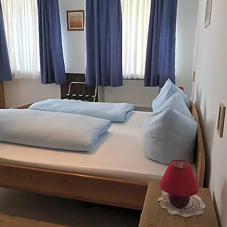 Guntia Hotel