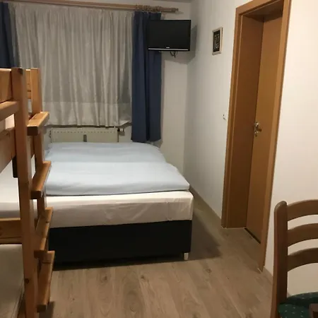 Hotel Guntia Boardinghouse Virtueller Check In Und Zugang 2*