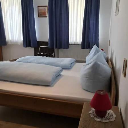 Guntia Boardinghouse Hotel